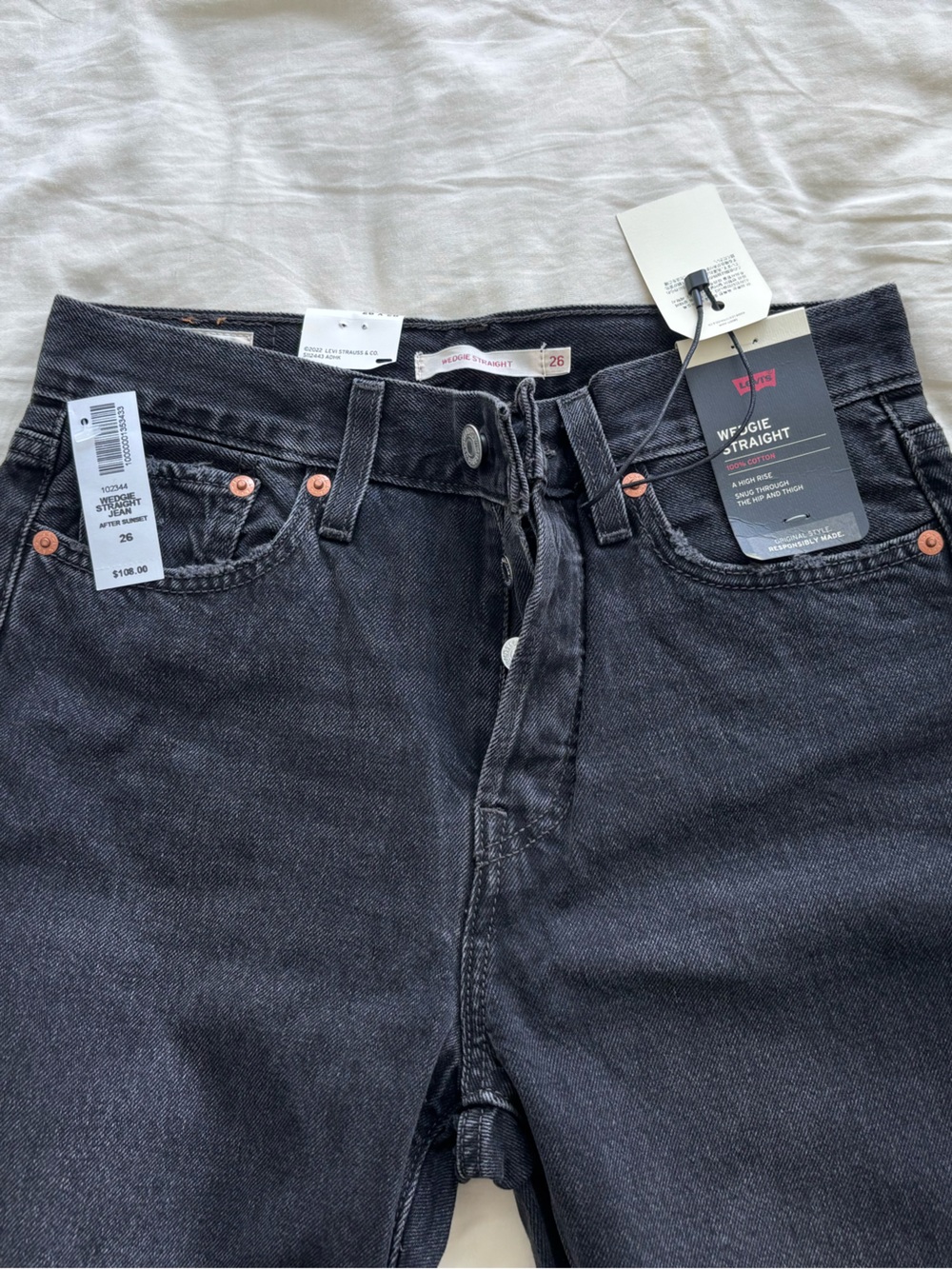 Levi's Black Wedgie Straight Jeans 26 nwt